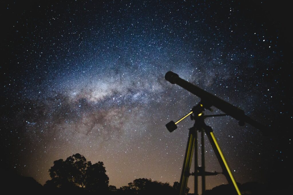 Αστρονομία και αστροφυσική για όλους - Εξ αποστάσεως σεμινάριο